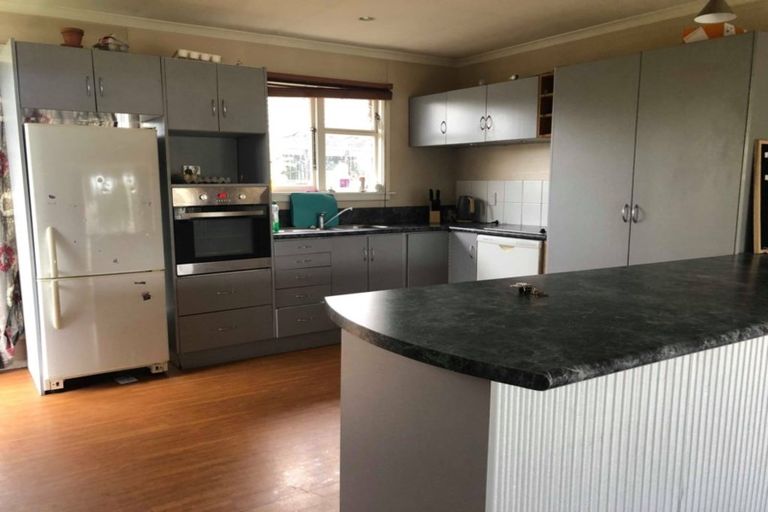 Photo of property in 8 Vivian Street, Burwood, Christchurch, 8083