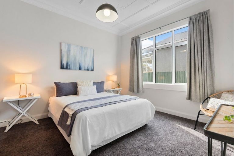 Photo of property in 23 Hargest Crescent, Saint Kilda, Dunedin, 9012