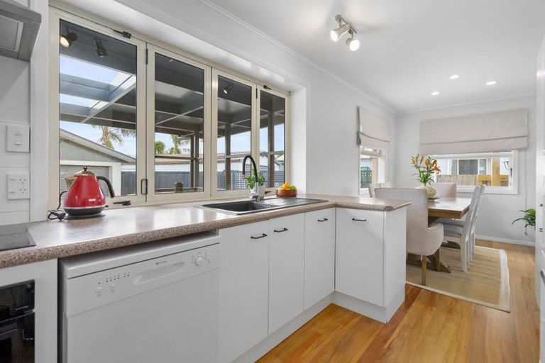 Photo of property in 10 Glover Street, Leamington, Cambridge, 3432