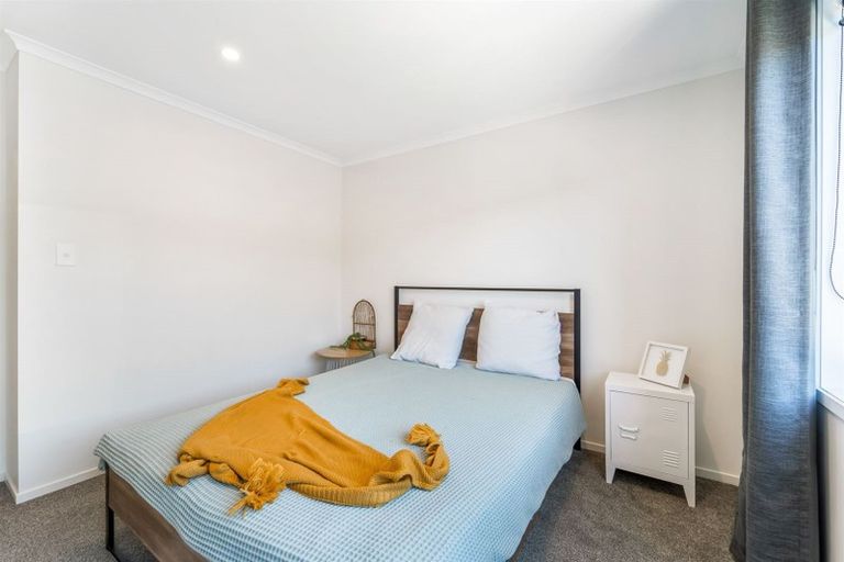 Photo of property in 145 Glenvar Ridge Road, Long Bay, Auckland, 0630