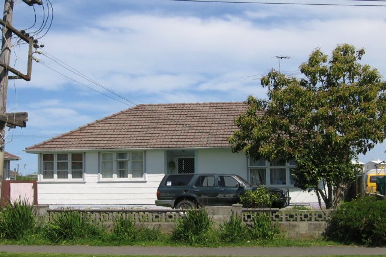 Photo of property in 17 Manuka Street, Elgin, Gisborne, 4010
