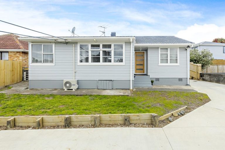 Photo of property in 14 Buller Crescent, Manurewa, Auckland, 2102