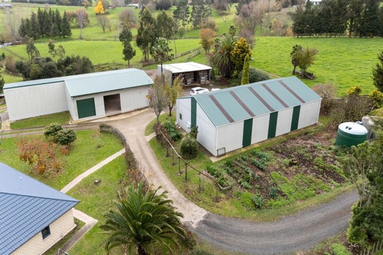 Photo of property in 800 Tuhikaramea Road, Ngahinapouri, Hamilton, 3290