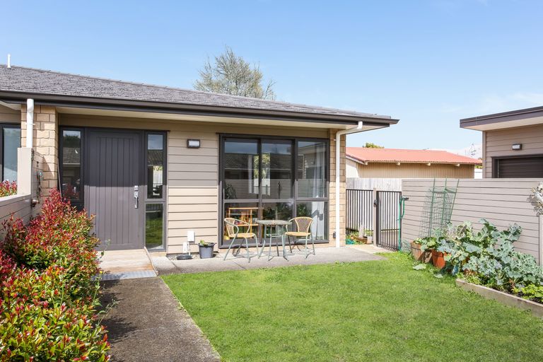 Photo of property in 7/107 Edinburgh Street, Pukekohe, 2120