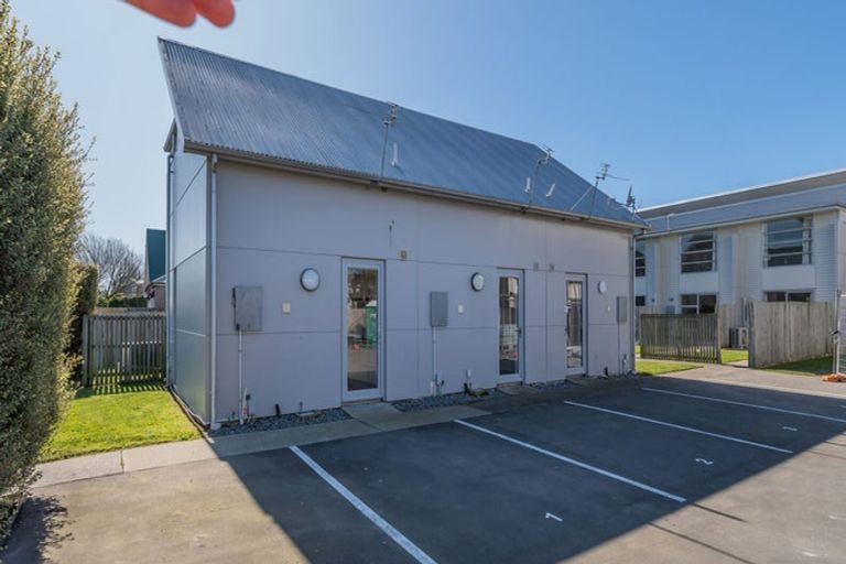 Photo of property in 2/20 Leyden Street, Phillipstown, Christchurch, 8011