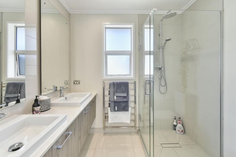 Photo of property in 7 Paso Fino Crescent, Karaka, Papakura, 2113