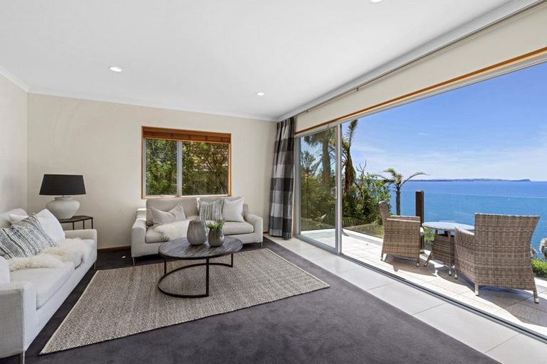 Photo of property in 24 Cliff Road, Torbay, Auckland, 0630