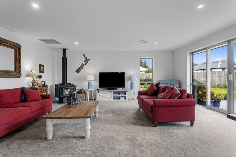 Photo of property in 48 Cross Street, Sefton, 7477