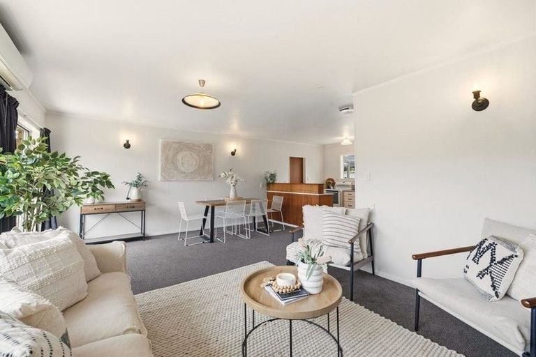 Photo of property in 2/531 Devonport Road, Tauranga South, Tauranga, 3112