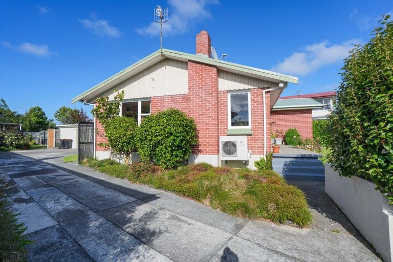 Photo of property in 17 Highfield Terrace, Newfield, Invercargill, 9812