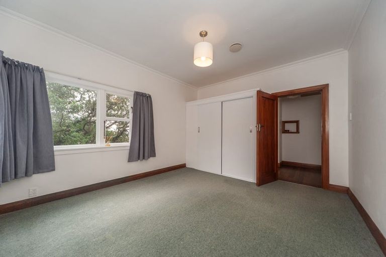 Photo of property in 5 Jalna Avenue, Khandallah, Wellington, 6035