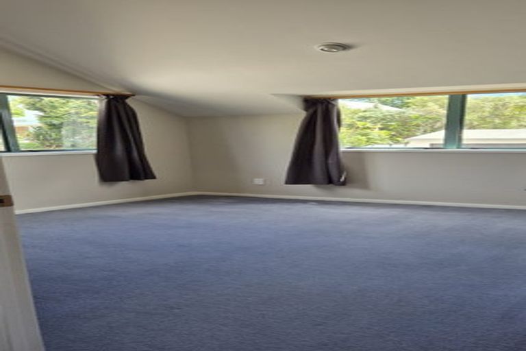Photo of property in 2/485 Don Buck Road, Massey, Auckland, 0614