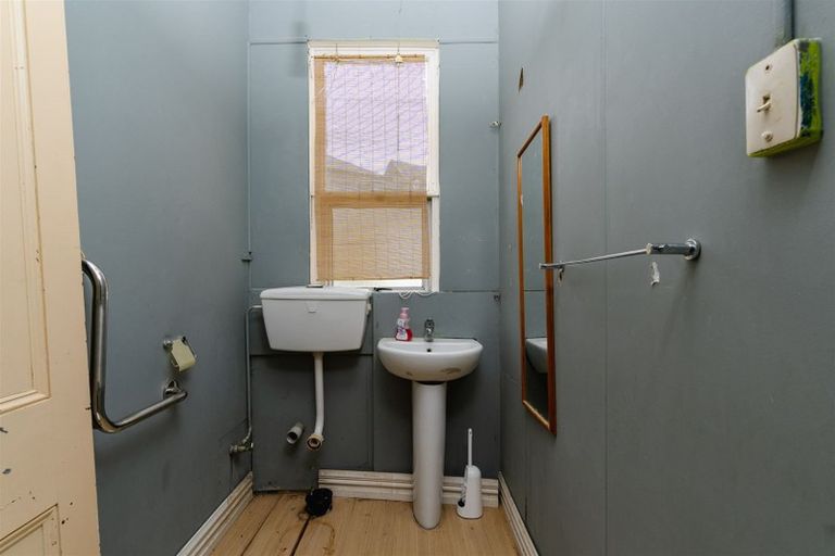 Photo of property in 60 Walter Street, The Glen, Dunedin, 9011