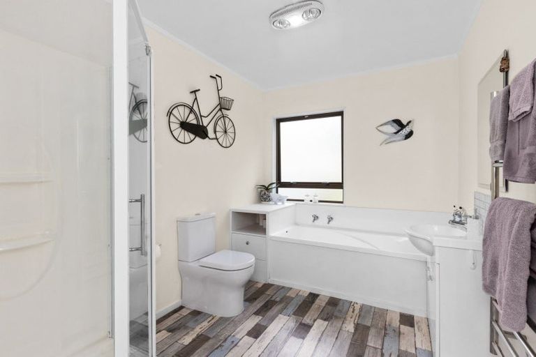 Photo of property in 15 Hornsey Road, Bluff Hill, Napier, 4110