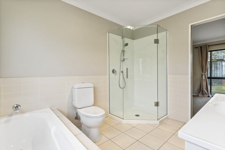 Photo of property in 5/10 Ridge Road, Howick, Auckland, 2014