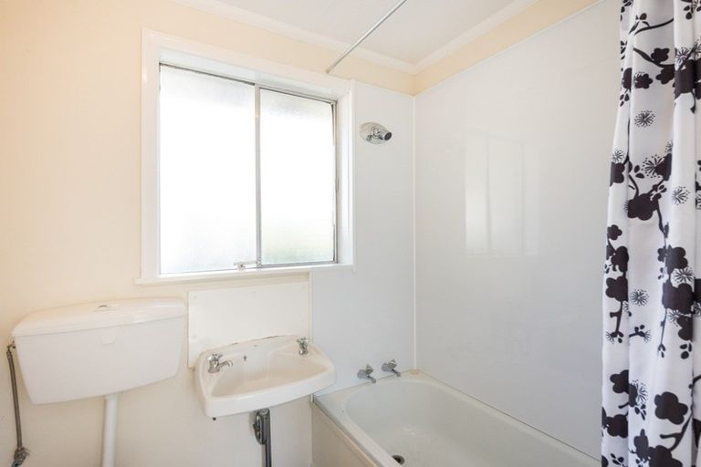 Photo of property in 4/120 Featherston Street, Palmerston North, 4410