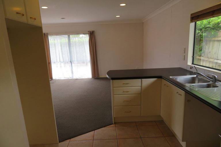 Photo of property in 38 Millhouse Drive, Northpark, Auckland, 2013