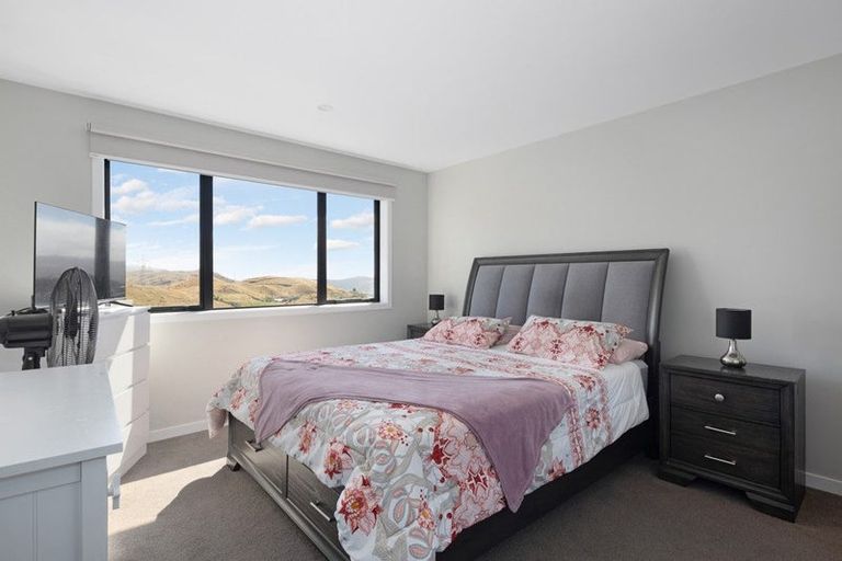 Photo of property in 29b Comber Place, Johnsonville, Wellington, 6037