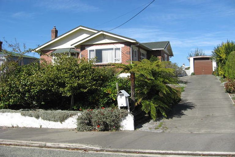Photo of property in 16 Roslyn Terrace, West End, Timaru, 7910
