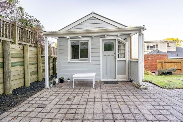 Photo of property in 42 Gladstone Road, North East Valley, Dunedin, 9010