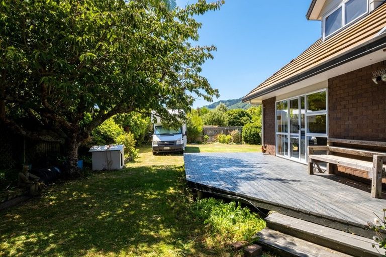 Photo of property in 10a Huia Street, Waikawa, Picton, 7220