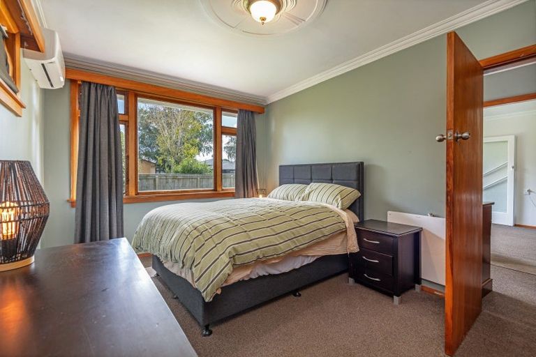 Photo of property in 8 Winston Avenue, Hokowhitu, Palmerston North, 4410