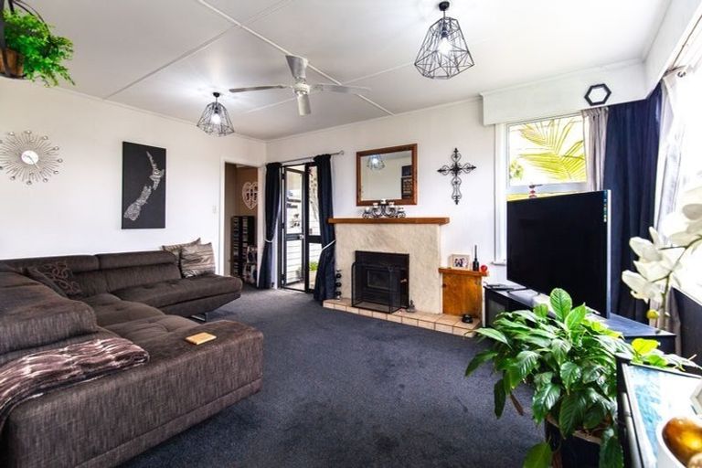 Photo of property in 16 Hall Street, Kihikihi, Te Awamutu, 3800