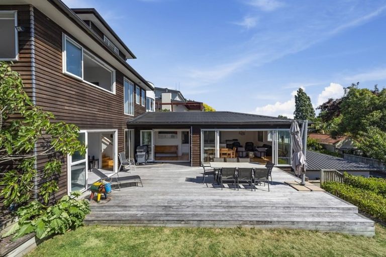 Photo of property in 5 Dalethorpe Avenue, Fairfield, Hamilton, 3214