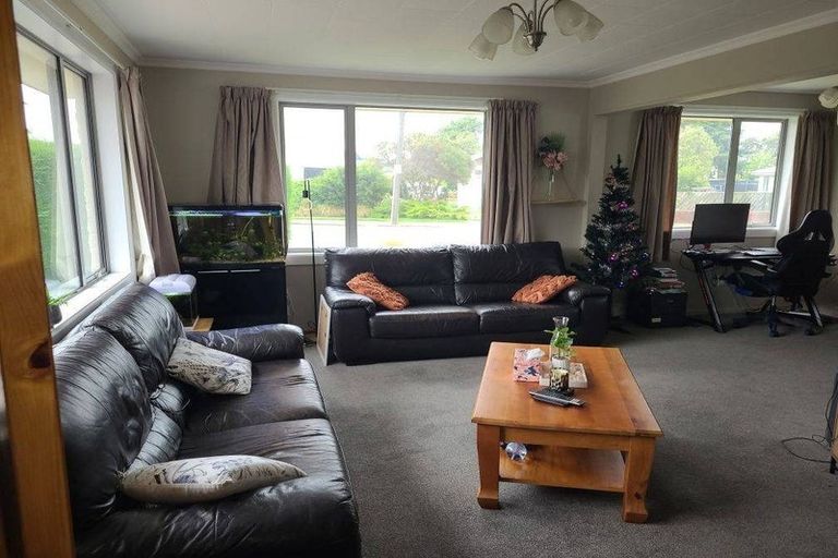 Photo of property in 13 Cargill Street, Waikiwi, Invercargill, 9810