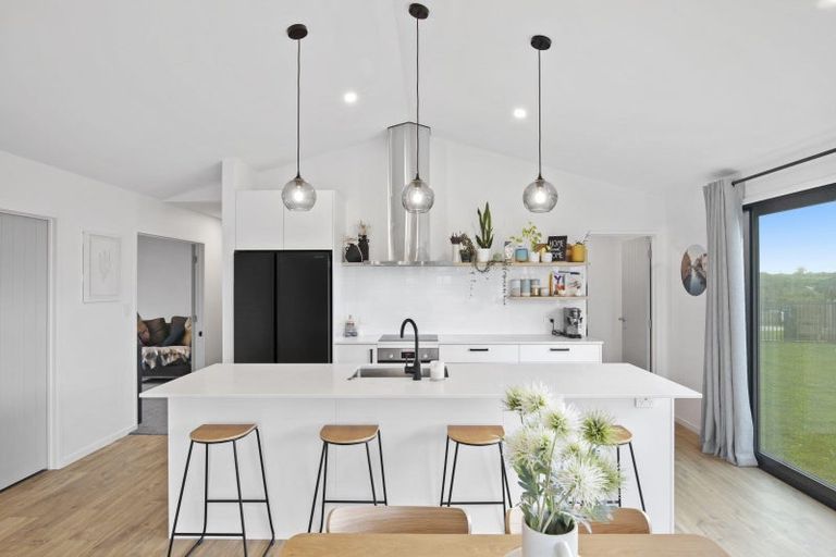 Photo of property in 43 Te Paea Avenue, Karaka, 2124