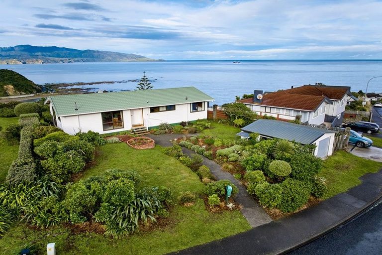 Photo of property in 215 Buckley Road, Southgate, Wellington, 6023