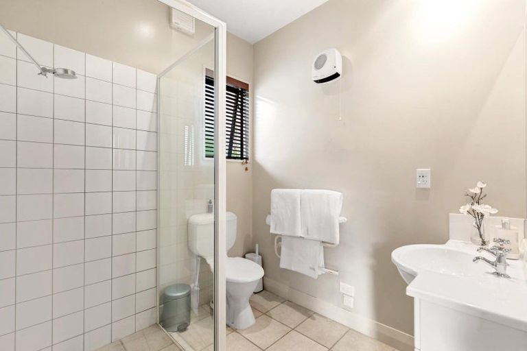 Photo of property in 63 Devon Street, Arrowtown, 9302