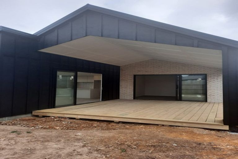 Photo of property in 5 Whanau Avenue, Baverstock, Hamilton, 3200