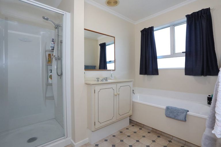 Photo of property in 10 Cheviot Place, Feilding, 4702