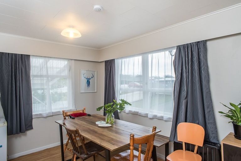 Photo of property in 54b Kapiti Road, Paraparaumu, 5032
