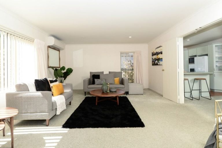 Photo of property in 4 Melfort Place, Nawton, Hamilton, 3200