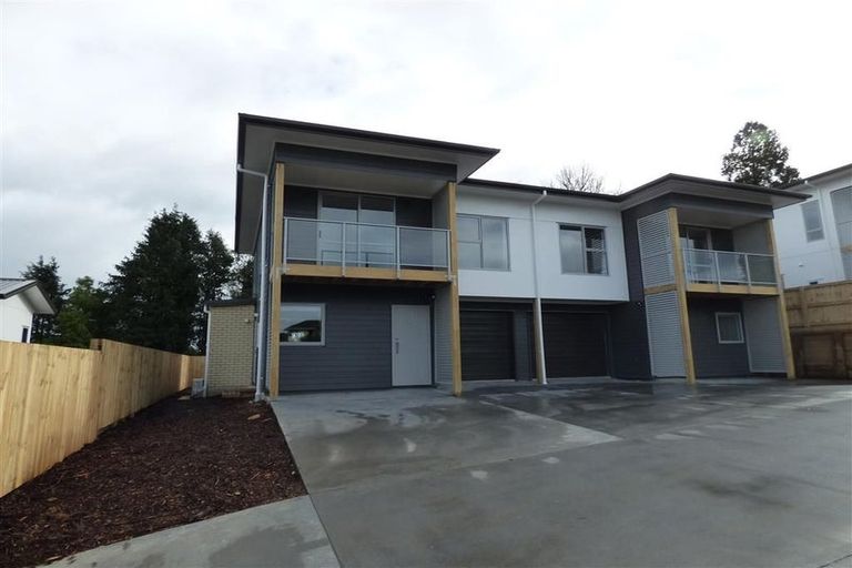 Photo of property in 3/120 Mahoe Street, Melville, Hamilton, 3206