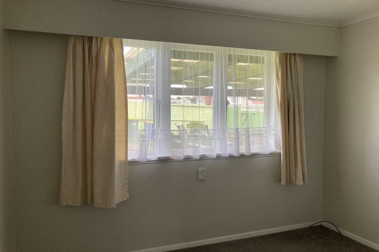 Photo of property in 1/3 Blease Street, New Lynn, Auckland, 0600