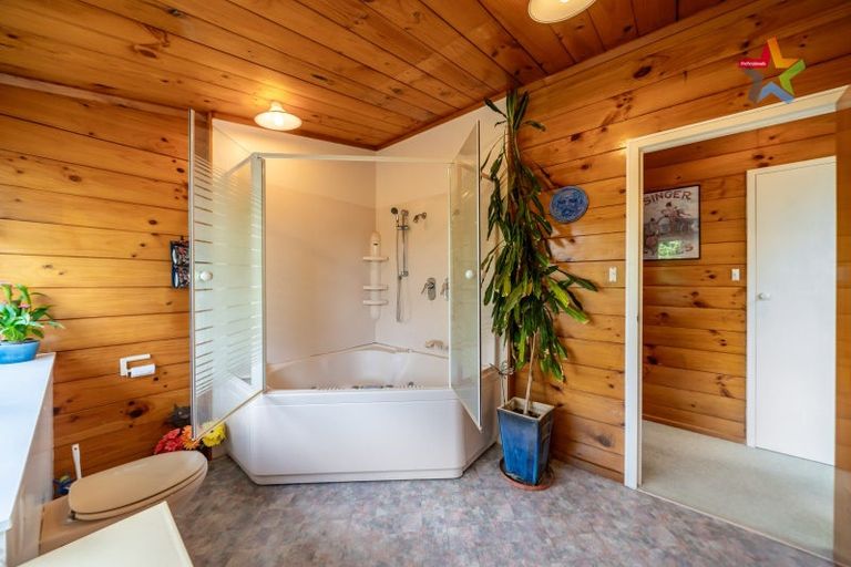 Photo of property in 7 Palm Grove, Belmont, Lower Hutt, 5010