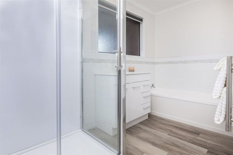 Photo of property in 2 Manuka Street, Mairehau, Christchurch, 8013