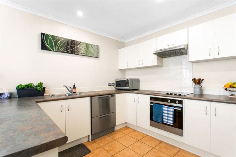 Photo of property in 5 San Diego Court, Henderson, Auckland, 0612