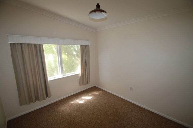 Photo of property in 13 Bell Street, Tawa, Wellington, 5028