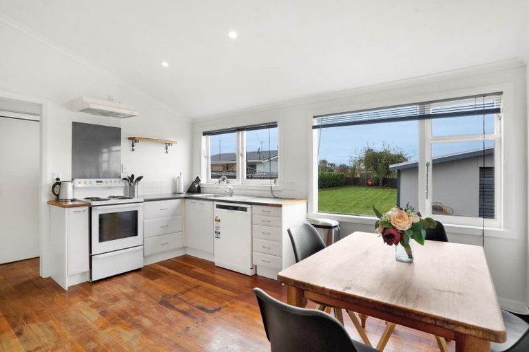 Photo of property in 64 Raglan Street, Lansdowne, Masterton, 5810