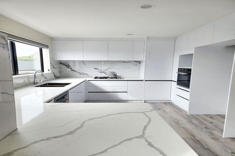 Photo of property in 46c Hart Road, Hauraki, Auckland, 0622