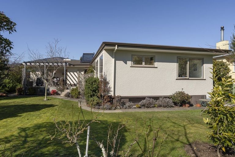 Photo of property in 18 Reeves Street, Stoke, Nelson, 7011