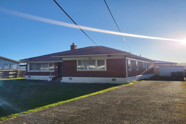 Photo of property in 95 Riverside Drive, Waiwhetu, Lower Hutt, 5010