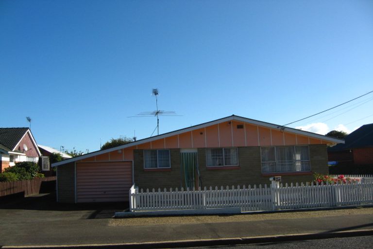 Photo of property in 88 Church Street, Mosgiel, 9024