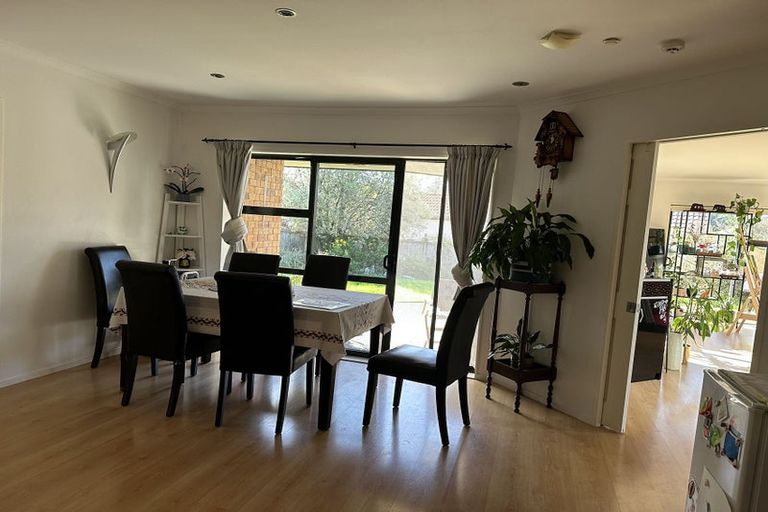 Photo of property in 2 George Deane Place, Greenhithe, Auckland, 0632