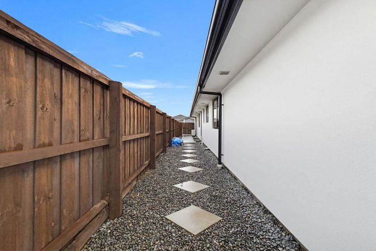 Photo of property in 29 Te Kanawa Lane, Rolleston, 7615