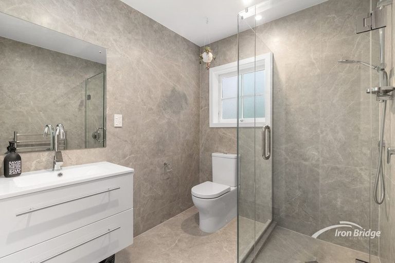 Photo of property in 65 Merriefield Avenue, Forrest Hill, Auckland, 0620